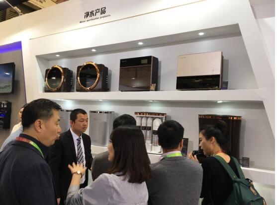 华体会(中国)净水机亮相2017年AWE 深耕健康用水领域1